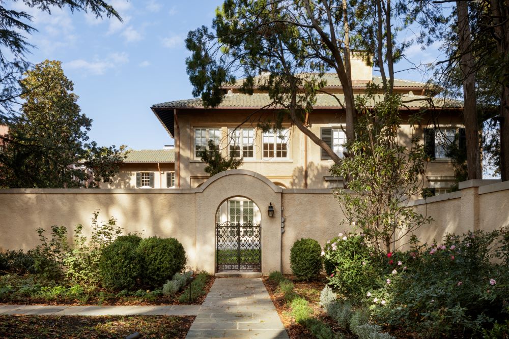 Glave Taylor House Exterior Gillette Garden_Hamrick Photo